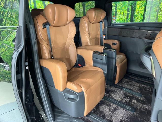 TOYOTA VELLFIRE  HYBRID 2023