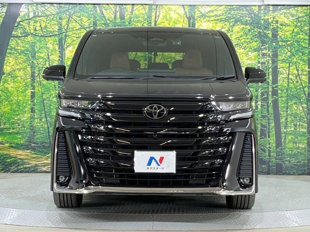 TOYOTA VELLFIRE  HYBRID 2023