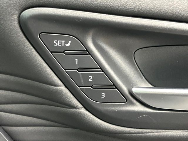 TOYOTA VELLFIRE  HYBRID 2024