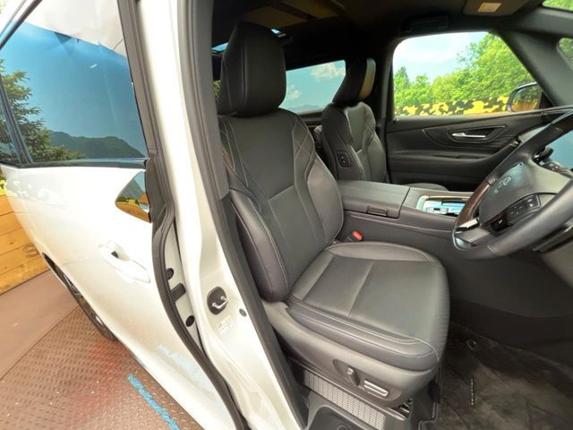 TOYOTA VELLFIRE  HYBRID 2024