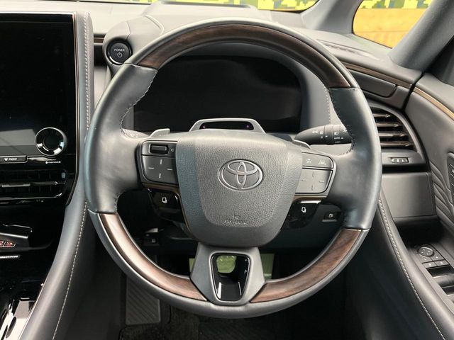 TOYOTA VELLFIRE  HYBRID 2024