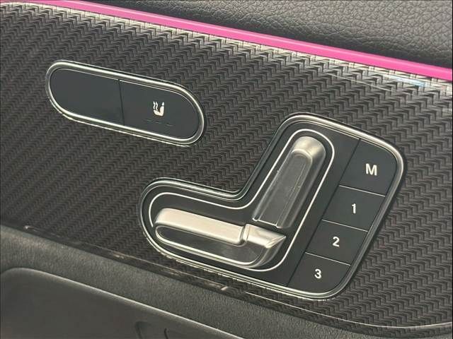 MERCEDES BENZ MERCEDES BENZ GLA class 2023