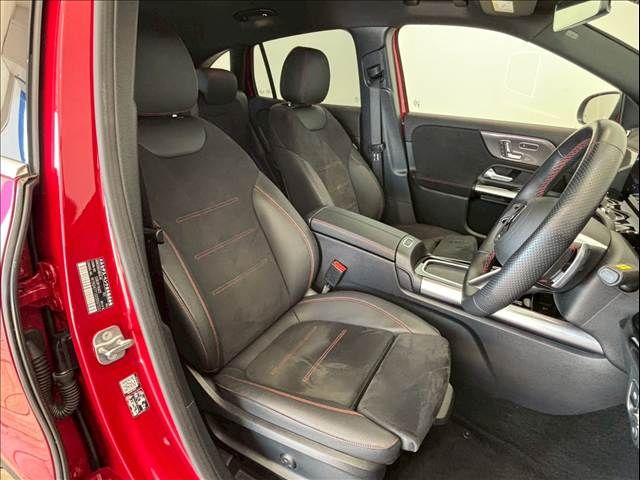 MERCEDES BENZ MERCEDES BENZ GLA class 2023