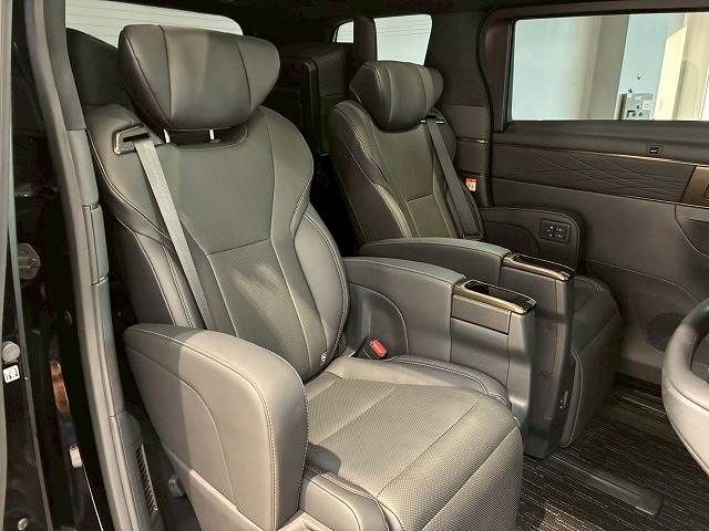 TOYOTA ALPHARD hybrid 2024