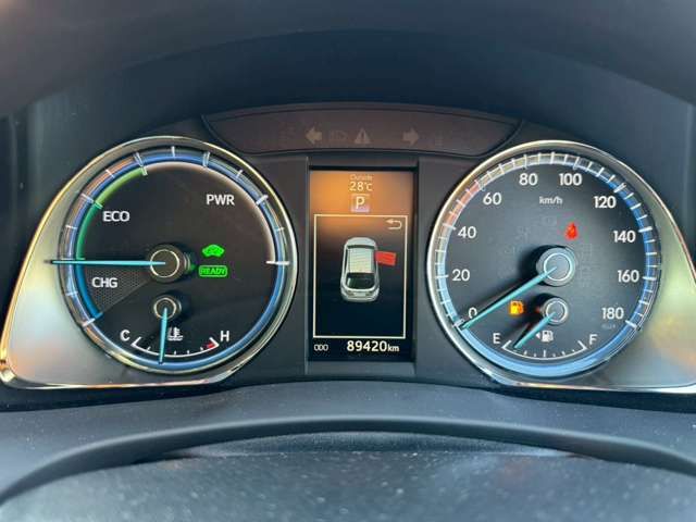 TOYOTA HARRIER HYBRID 2014