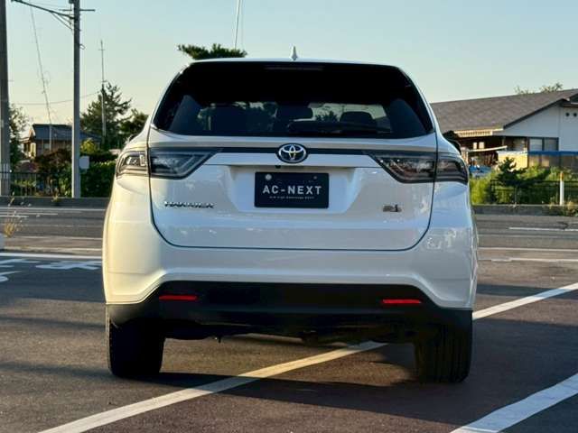 TOYOTA HARRIER HYBRID 2014