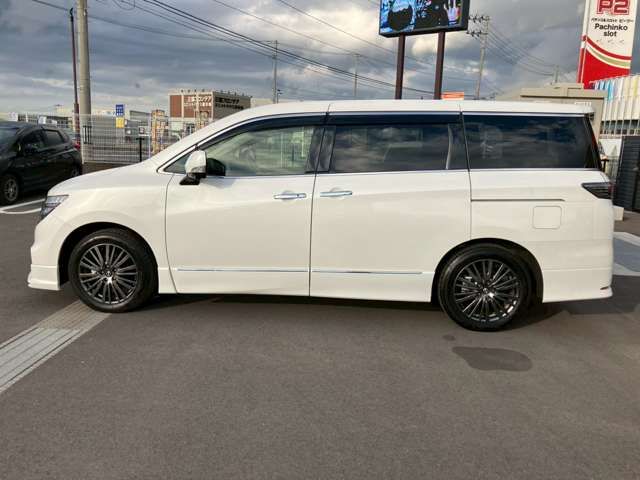 NISSAN ELGRAND 2024