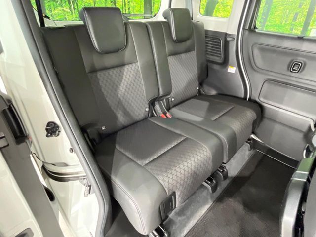 SUZUKI Spacia custom 4WD 2023