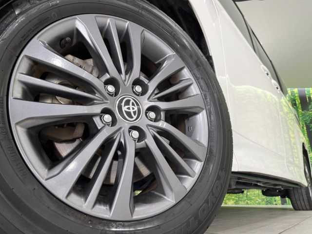 TOYOTA VOXY 4WD 2024