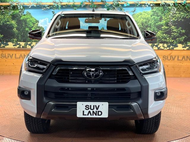 TOYOTA HILUX 4WD 2024