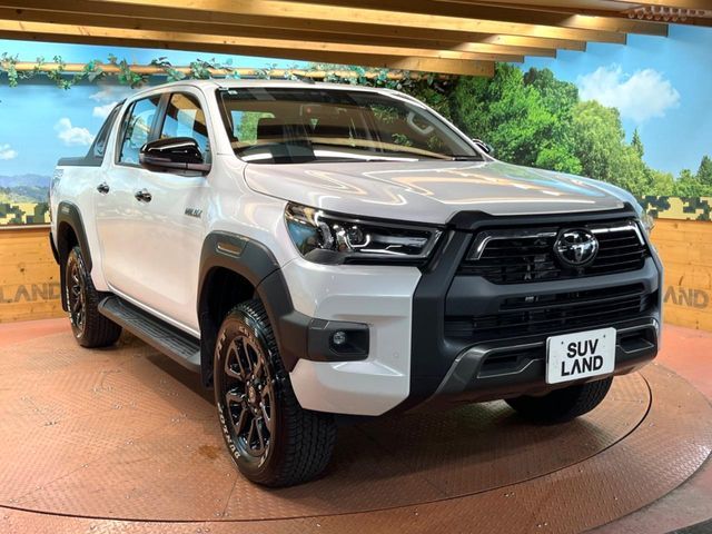 TOYOTA HILUX 4WD 2024