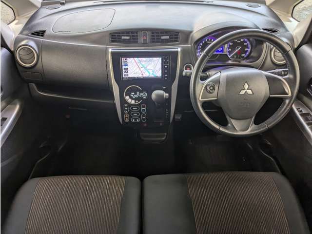 MITSUBISHI eK custom 2015