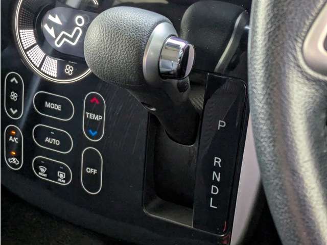 MITSUBISHI eK custom 2015