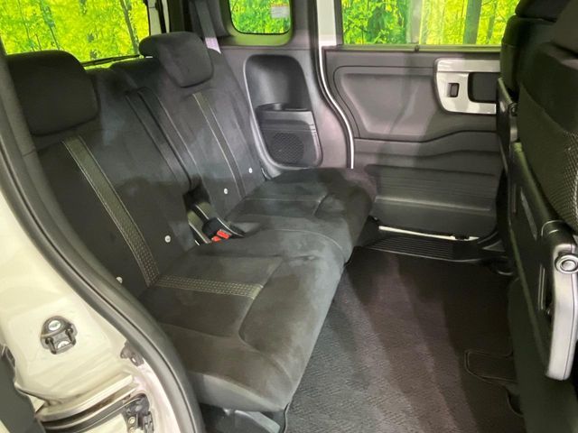 HONDA N BOX CUSTOM 2022