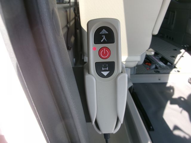 NISSAN NV350 CARAVAN 2020