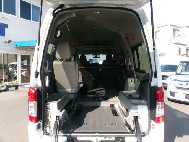 NISSAN NV350 CARAVAN 2020