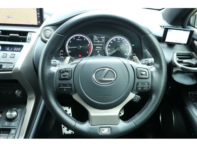 TOYOTA LEXUS NX300 AWD 2020