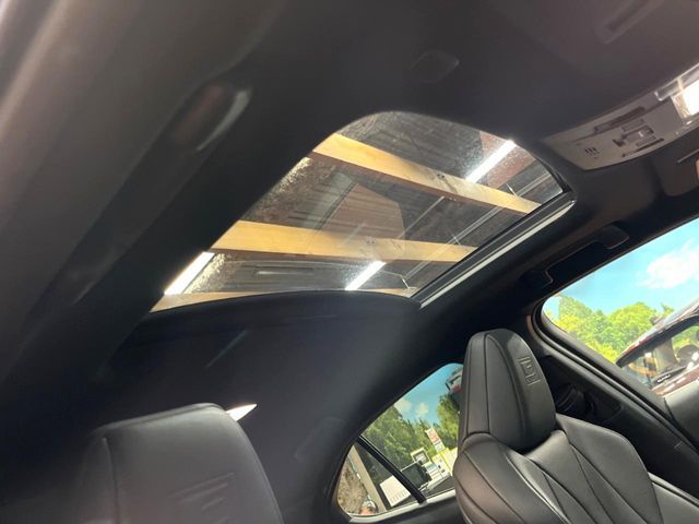 TOYOTA LEXUS UX200 2018