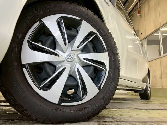 TOYOTA SIENTA HYBRID 2018