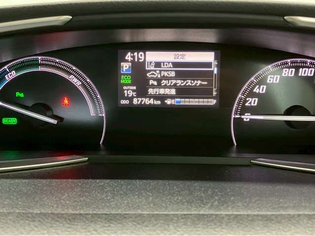 TOYOTA SIENTA HYBRID 2018