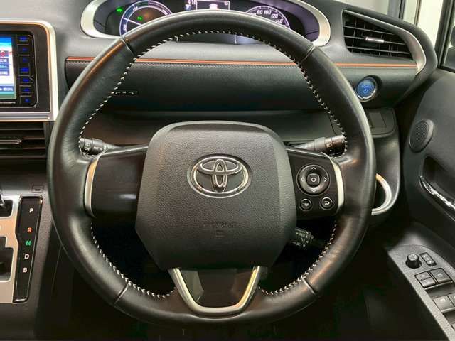 TOYOTA SIENTA HYBRID 2018