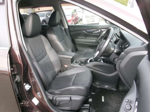 NISSAN X-TRAIL 2WD 2017