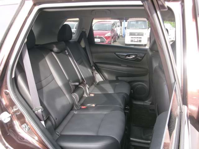 NISSAN X-TRAIL 2WD 2017