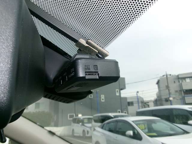 NISSAN X-TRAIL 2WD 2017