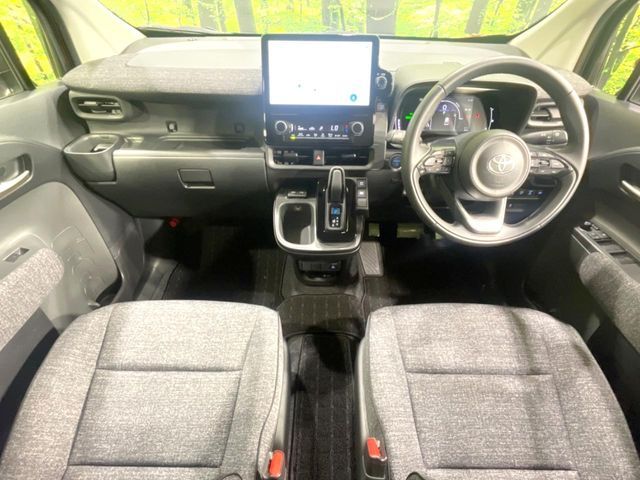 TOYOTA SIENTA HYBRID 2023