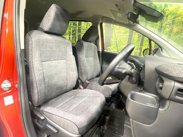 TOYOTA SIENTA HYBRID 2023