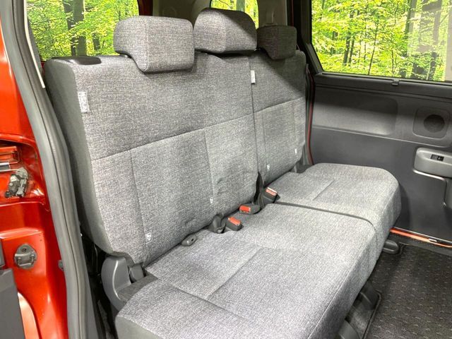 TOYOTA SIENTA HYBRID 2023