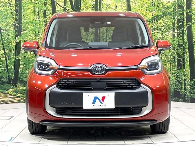 TOYOTA SIENTA HYBRID 2023