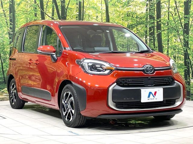 TOYOTA SIENTA HYBRID 2023