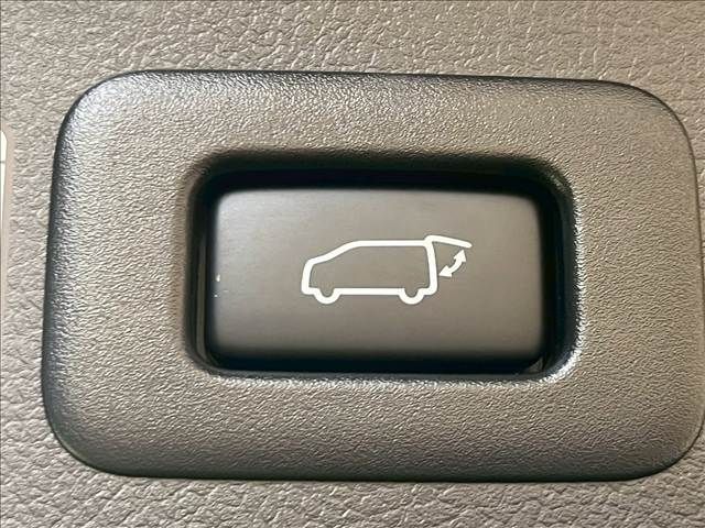 TOYOTA VELLFIRE 2020