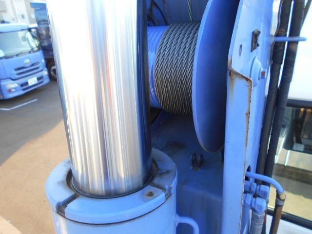 MITSUBISHI FUSOU SUPER GREAT 2013