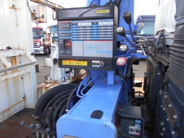 MITSUBISHI FUSOU SUPER GREAT 2013