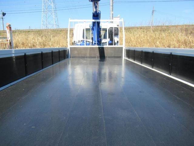 MITSUBISHI FUSOU FIGHTER 2025