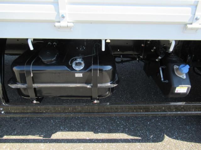 MITSUBISHI FUSOU FIGHTER 2025