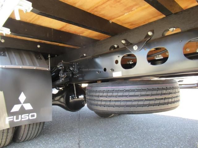 MITSUBISHI FUSOU FIGHTER 2025