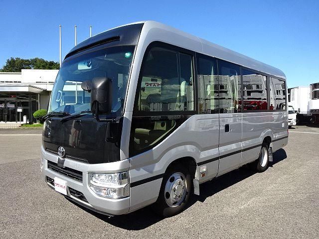 TOYOTA COASTER 2023