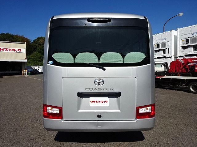 TOYOTA COASTER 2023