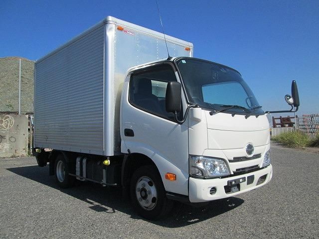 HINO DUTRO 2022
