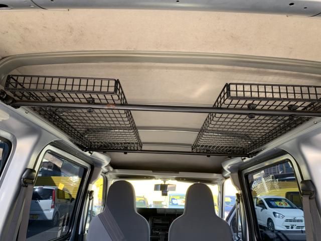 DAIHATSU HIJET CARGO 4WD 2013