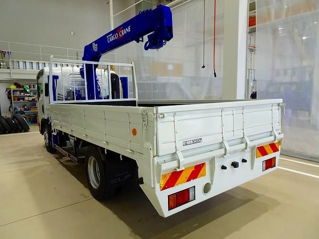 ISUZU ELF 2018