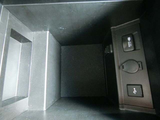 TOYOTA ALPHARD hybrid 4WD 2020