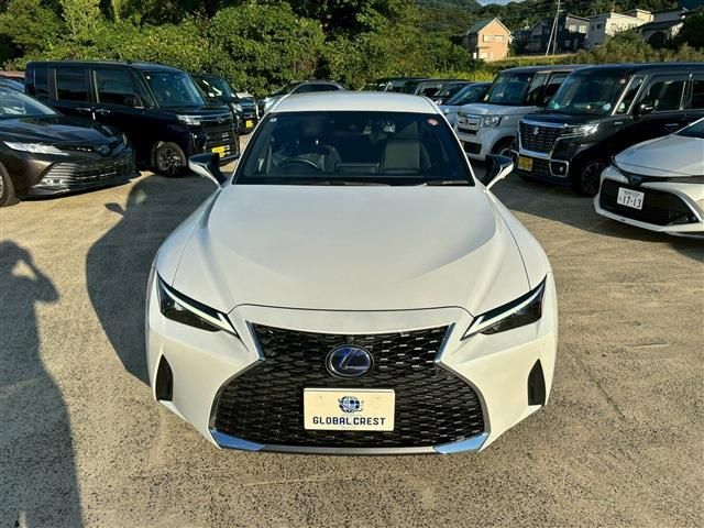 TOYOTA LEXUS IS300h 2022