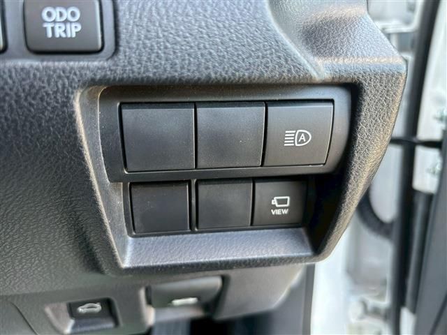 TOYOTA LEXUS IS300h 2022