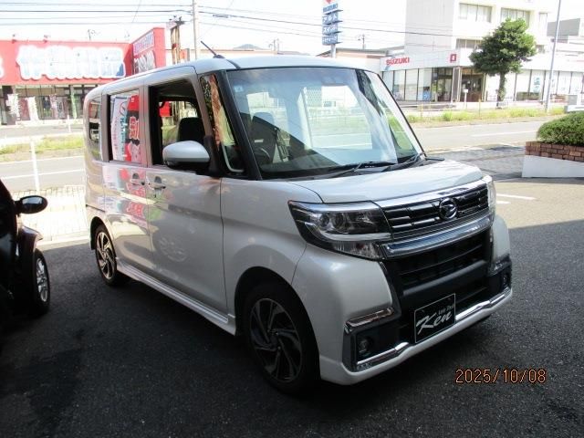 DAIHATSU TANTO CUSTOM 2019