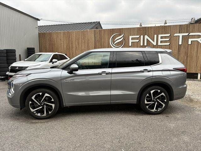 MITSUBISHI OUTLANDER PHEV 2022