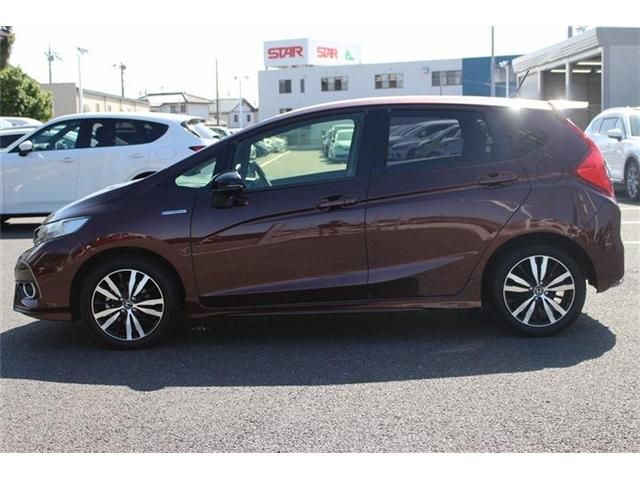 HONDA FIT HYBRID 2018